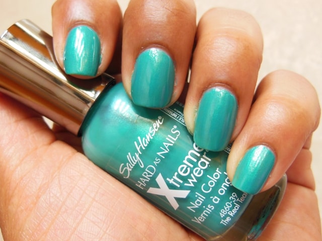 Sally Hansen Hard As Nail Xtreme Wear Nail Color - The Real Teal Review,  NOTD - Beauty, Fashion, Lifestyle blog | Beauty, Fashion, Lifestyle blog