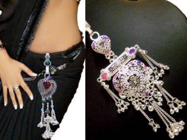 must-have-vintage-jewelry-for-indian-brides-traditional-saree-keyring