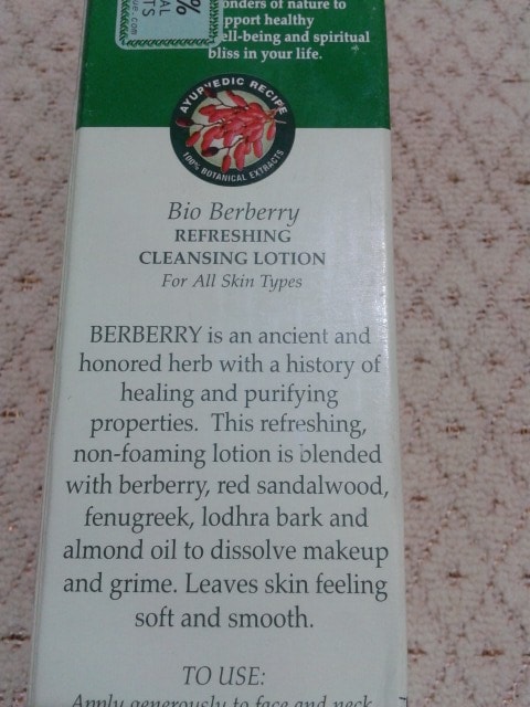 Biotique-Bio-Berberry-Cleanser