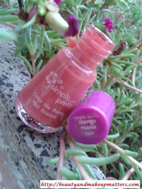 Avon-Simply-Pretty-Nail-Polish-Mango-Mania-Review