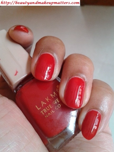 Lakme-Siren-RedTrue-Wear-Nail-Color-NOTD