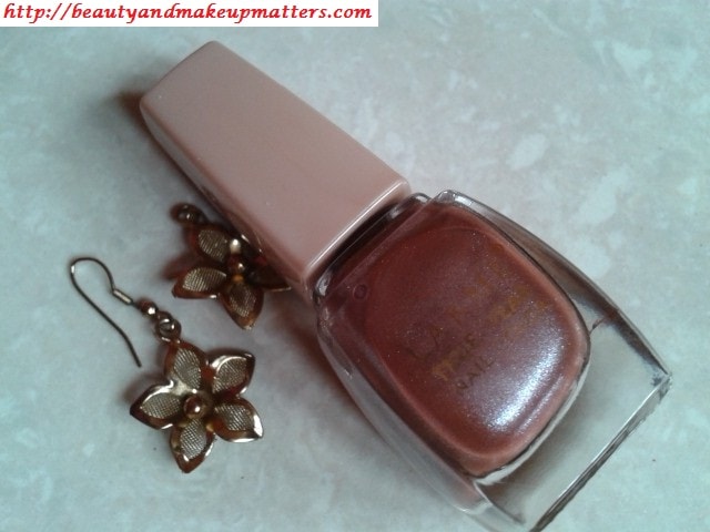 Lakme-True-Wear-Nail-Color-Sabhyachi-1-Review