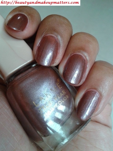 Lakme-True-Wear-Nail-Color-Sabhyachi-Nail-Swatch