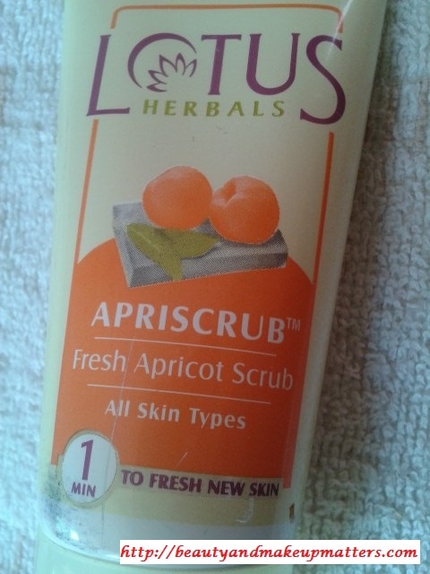 Lotus-Herbals-Apricot-Scrub-Review