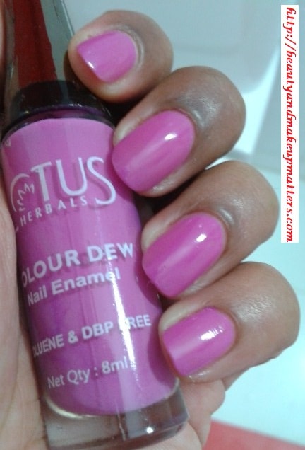 Lotus-Herbals-Nail-Enamel-Strwberry-Idea-Swatch