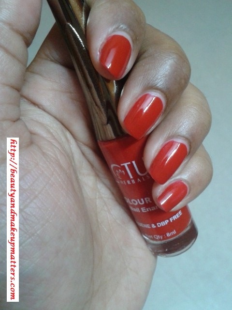 Lotus-Nail-Paint-Crimson-Red-Swatch