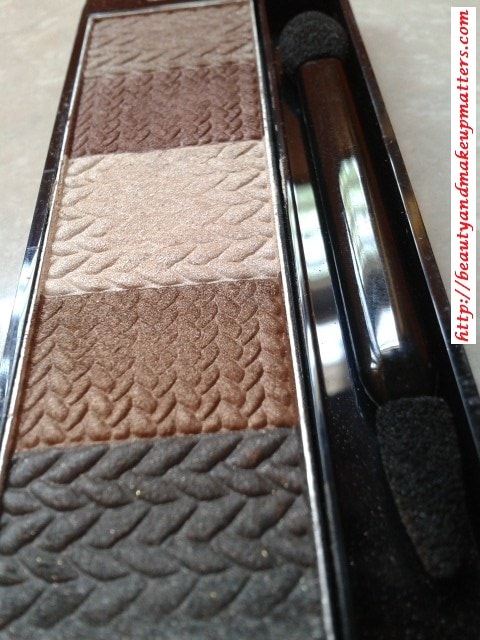 Revlon-Custom-Eyes-Palette-Naturally-Glamorous-Review