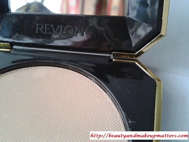 Revlon-Touch-and-Glow-compact-Gold-Matte-Review
