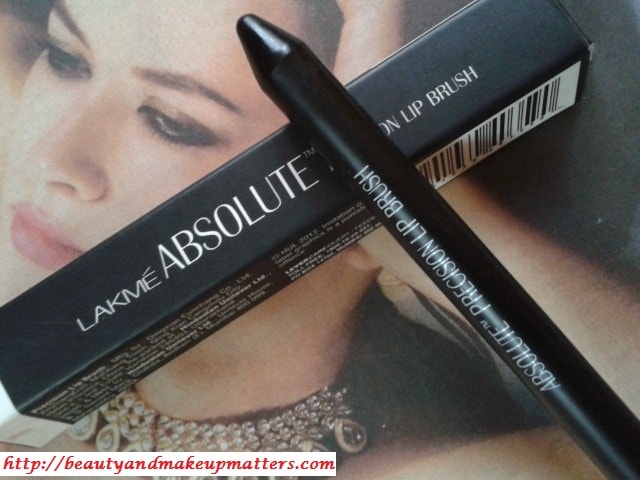 Lakme-Absolute-Lip-Brush