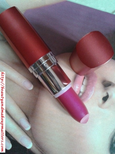 Maybelline-Color-Sensational-Moisture-Extreme-Iced-Orchid-Lipstick-Review