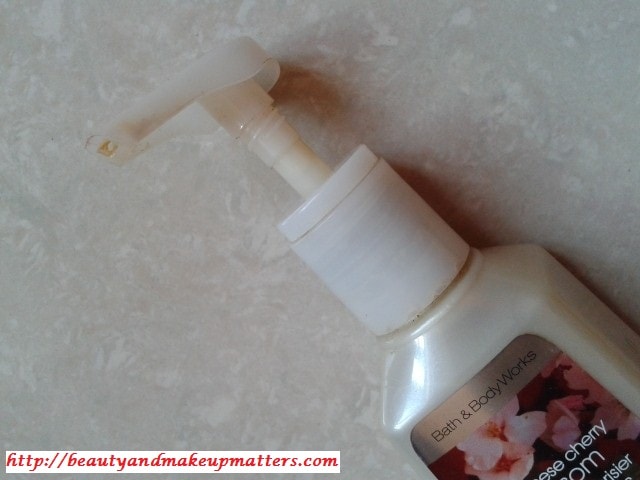 Bath-and-Body-Works-Japenese-Cherry-Blossom-Anti-Bacterial-Hand-wash-Review