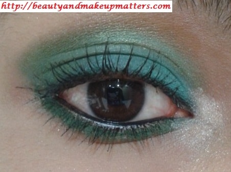 Eye-Makeup-Tutorial-Green-with-Envy-Eyes-Look