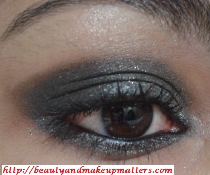 Kareena-Kapoor-Inspired-Eye-Makeup-Tutorial-Greyish-Black-Shimmery-Smokey-Eyes-Look