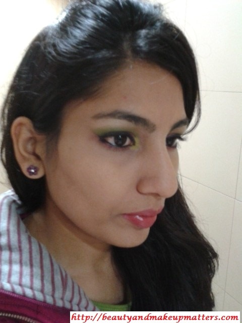 Look-with-Pink-and-Green-Eyes-Using-Inglot-Eye-Shadow