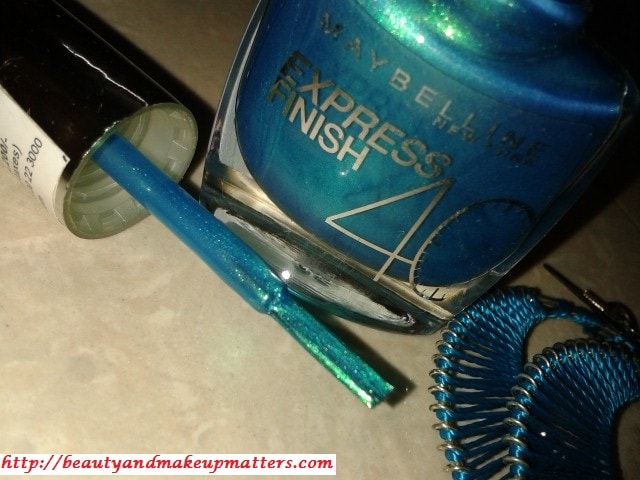 Maybelline-Express-Finish-Turquoise-Green-Nail-Paint