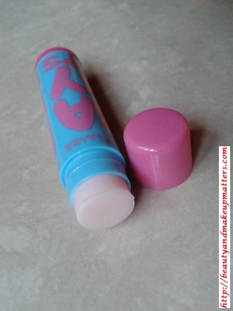 Maybelline-Baby-Lips-Anti-Oxidant-Berry-LipBalm-Review