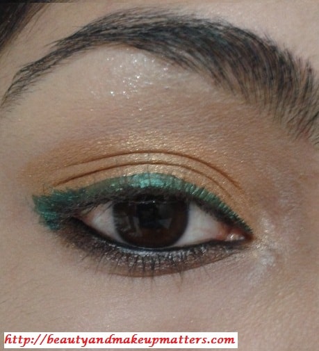 Golden-EyeShadow-With-ForestGreen-EyeLiner-Look