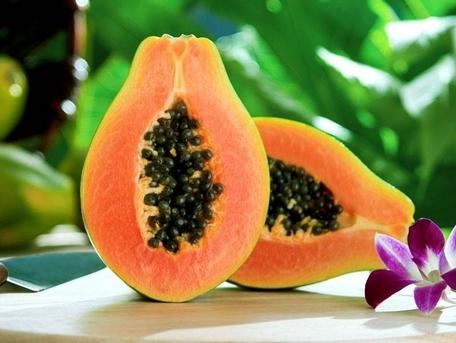 Homemade Moisturizing Fruit Face Pack-Papaya
