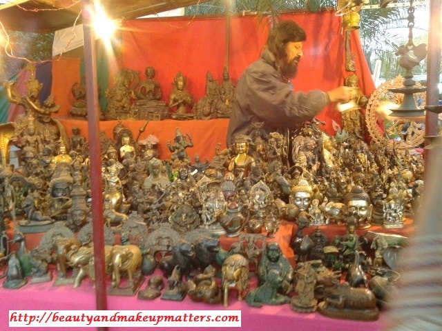 Metal-Idol-Shop-At-Dilli-Haat