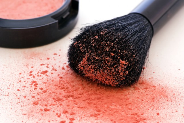 Why Clean Makeup Brushes-ProductDepostion