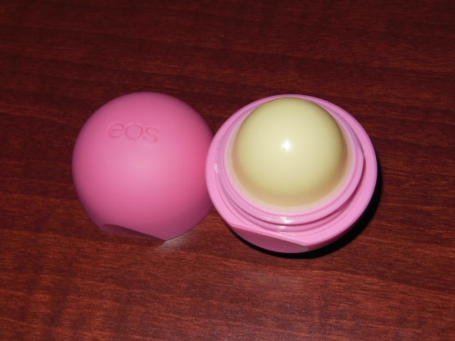 EOS Strawberry Sorbet Lip Balm Review