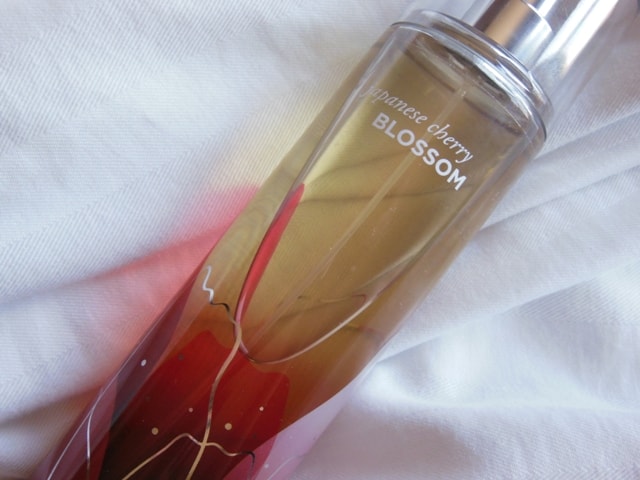 Bath and Body Works Japanese Cherry Blossom Fine Fragrance Mist Review