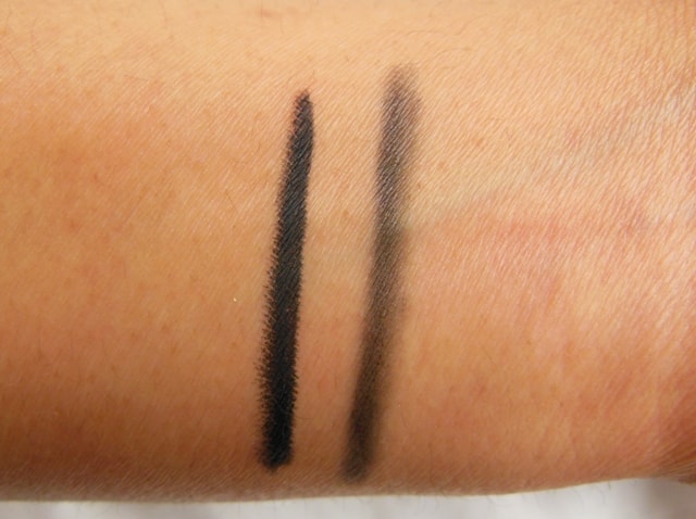 Covergirl Perfect blend Eye Pencil-Basic Black Swatch