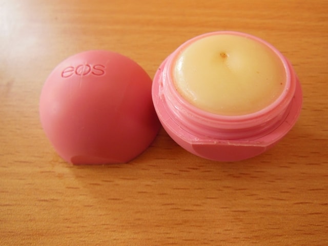 EOS Strawberry Sorbet Lip Balm Finished