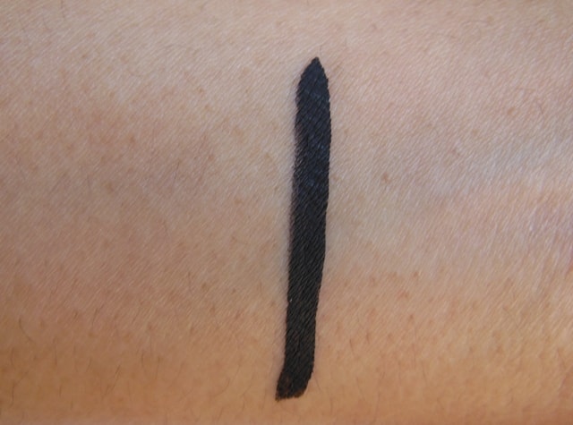 Revlon Colorstay Liquid Eye Liner-Blackest Black Swatch