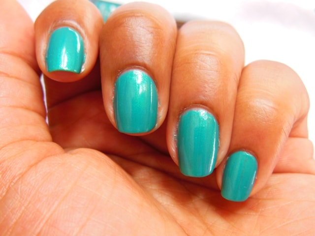 Sally Hansen Hard As Nails Xtreme Wear Nail Color The Real Teal Swatch