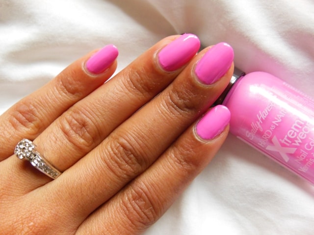 Sally Hansen Hard As Nails Xtreme Wear Nail Color Bubblegum Pink Review,  NOTD - Beauty, Fashion, Lifestyle blog | Beauty, Fashion, Lifestyle blog