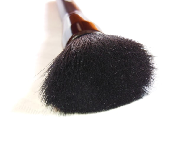 E.L.F Studio Powder Brush