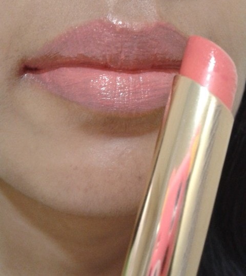 L'Oreal Color Riche Caresee Lipstick Sunset Angora LOTD2