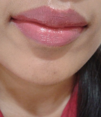 L'Oreal Color Riche Caresee Lipstick Sunset Angora LOTD4