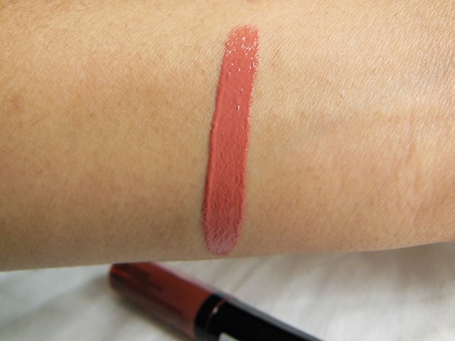 NYX Xtreme Lip Cream- Buttery Nude Swatch