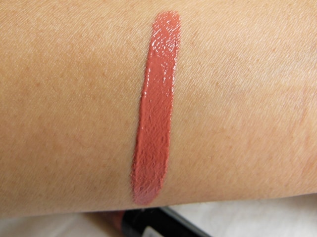 NYX Xtreme Lip Cream- Buttery Nude Swatch2