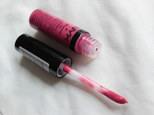 NYX Xtreme Lip Cream-Pinky Nude XLC06 Review