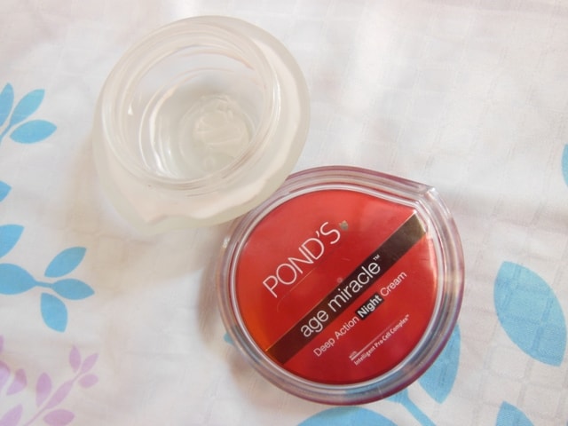 Ponds' Age Miracle Deep Action Night Cream Finishied