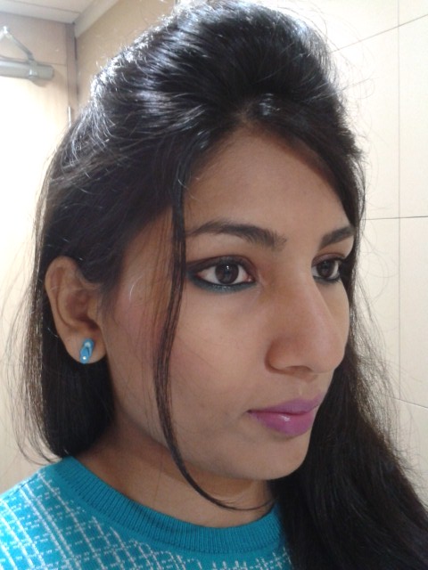 Revlon Super Lustrous Creme Lipstick-Berry Haute Look