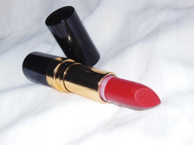 Revlon Superlustrous Matte Lipstick-Really Red 006