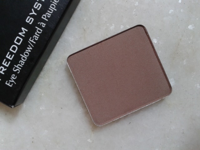 Inglot-Freedom-System-Eye-Shadow-Matte-360