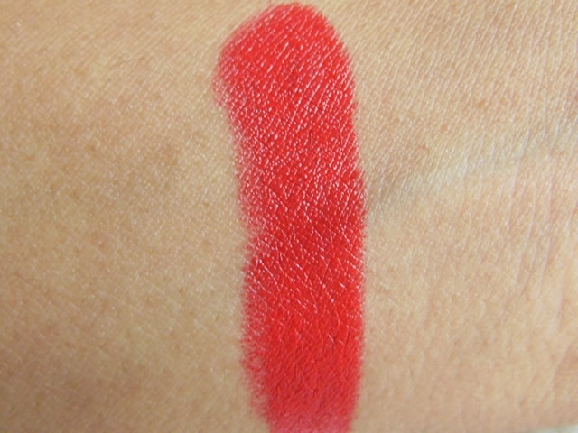 Revlon Super Lustrous Lipstick-Fire & Ice Swatch