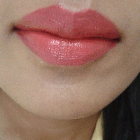 Revlon SuperLustrous Lipstick-Love That Pink LOTD
