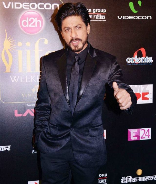 Shah Rukh Khan @ IIFA Awards 2013