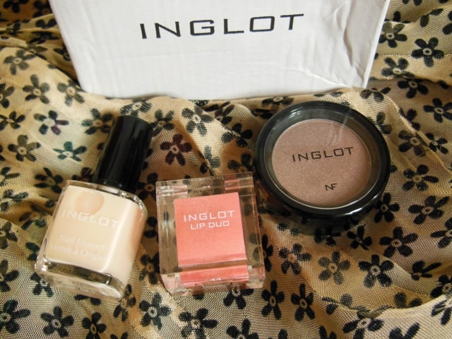 INGLOT Gift Hamper-Lip Duo, Nail Paint, Eye Shadow