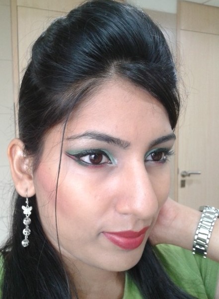 What Am I Wearing Today - Green and Pink Eyes with dual winged Liner Look