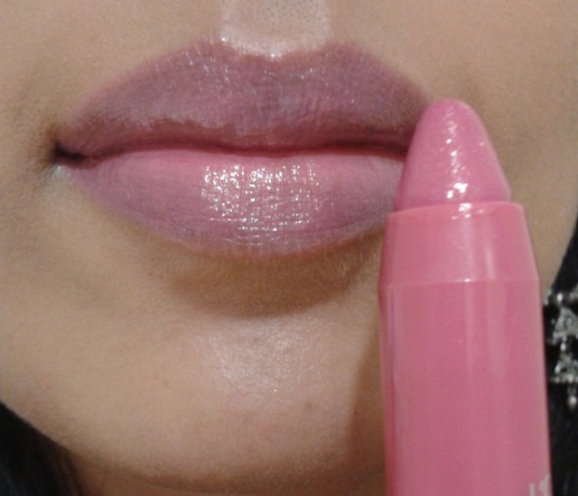 L'Oreal Glam Shine Balmy Gloss Peach Pleasure 912 LOTD