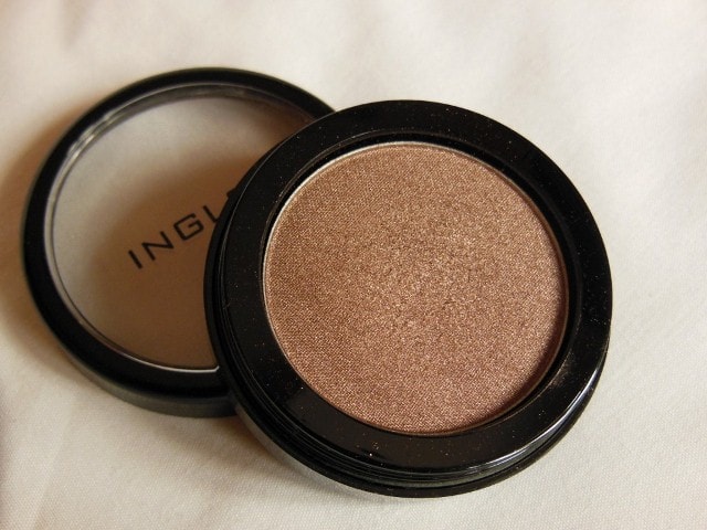 Monthly Favorites - INGLOT Eye Shadow Pearl #425