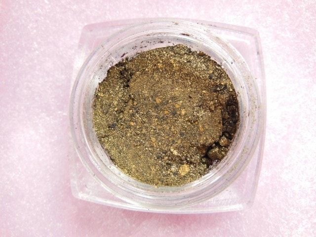 L'Oreal Infallible   Eye Shadow in Cosmic Black Review