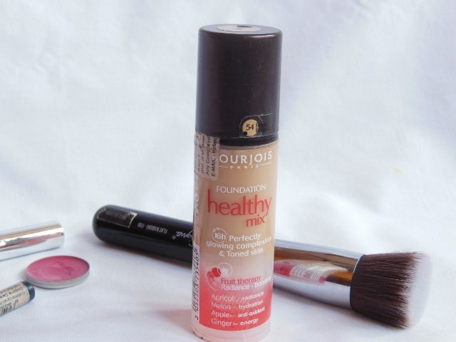 Monthly Makeup Favorites February 2014 - Bourjois Healthy Mix Foundation